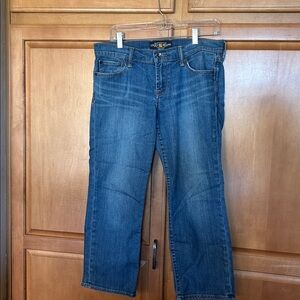 Lucky Brand Jeans womens size 8/29 sweet and crop 99% cotton 1% spandex